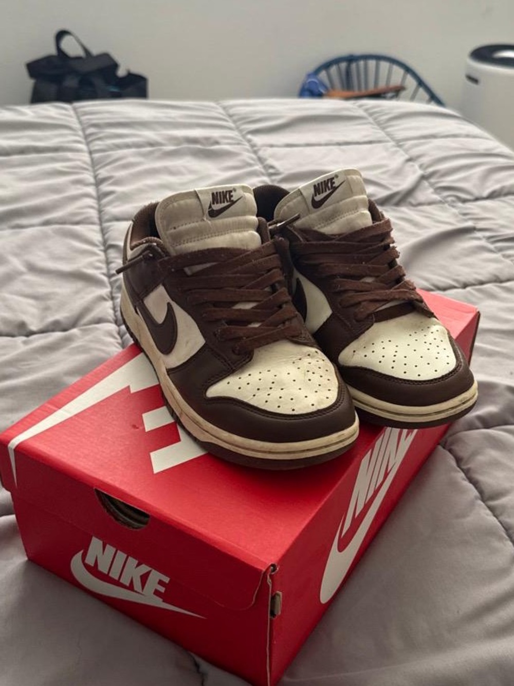 Nike mocha dunks low size 7 1/2 
Nike Men’s Brown and Cream Low-Top Sneakers